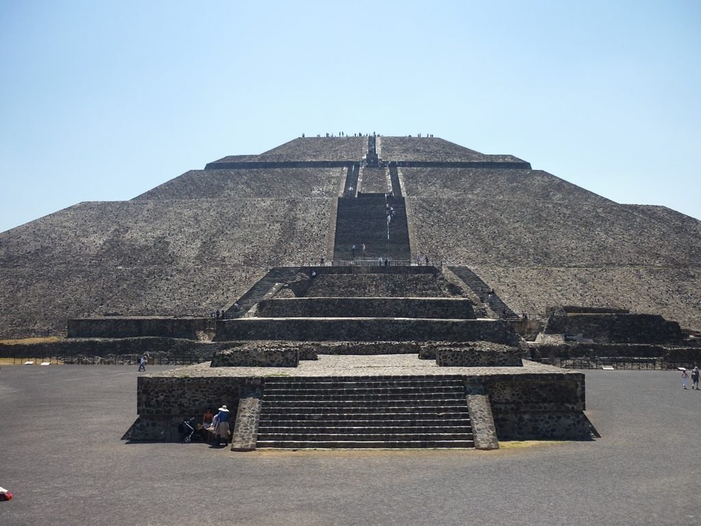 Pyramide du soleil - Teotihuacan