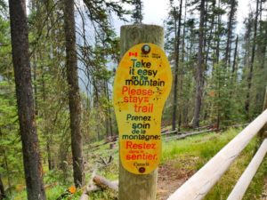 Respectons les sentiers à Banff